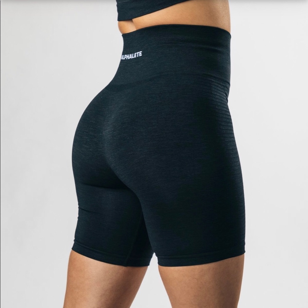 Alphalete seamless biker shorts